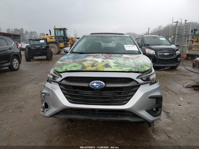 Subaru Legacy Premium Image 15