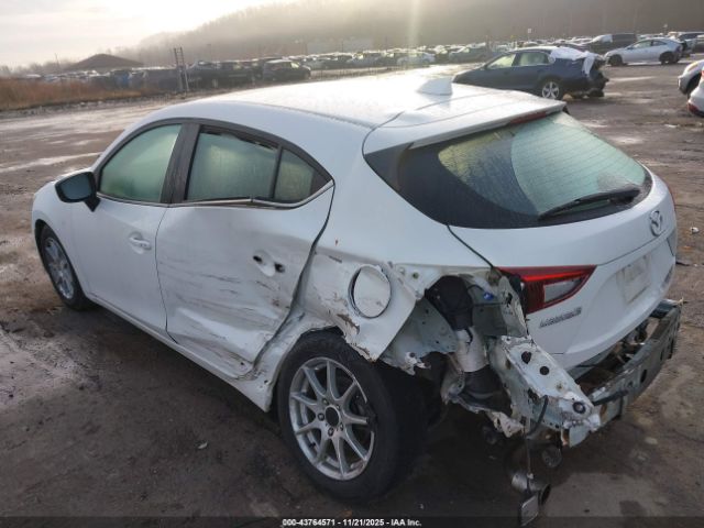 Mazda Mazda3 Grand Touring Image 12