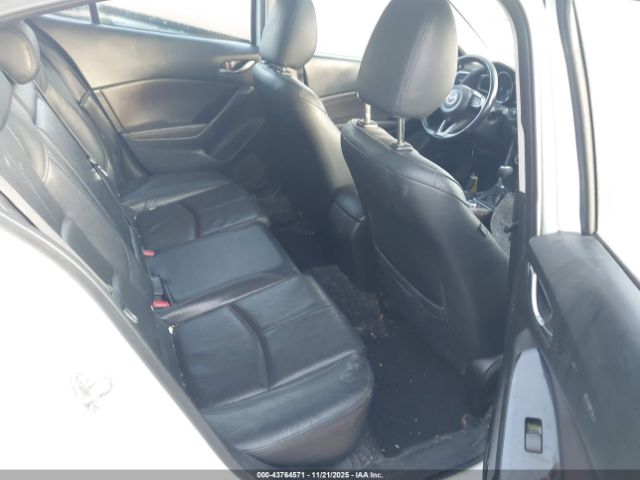 Mazda Mazda3 Grand Touring Image 6