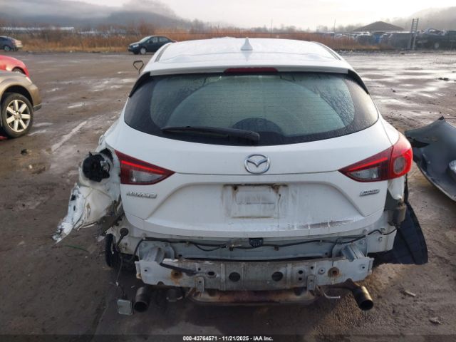 Mazda Mazda3 Grand Touring Image 14