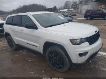  Salvage Jeep Grand Cherokee