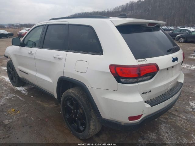 Jeep Grand Cherokee Upland 4x4 Image 2