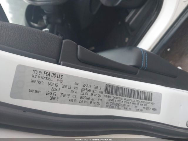 Jeep Grand Cherokee Upland 4x4 Image 13