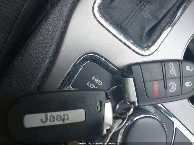 Jeep Grand Cherokee Upland 4x4 Image 7