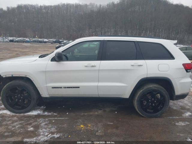 Jeep Grand Cherokee Upland 4x4 Image 16