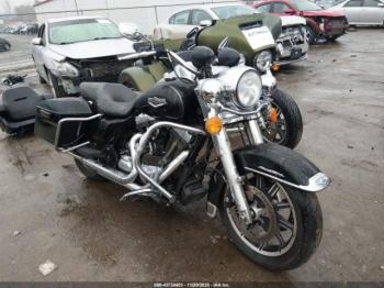  Salvage Harley-Davidson Flhr