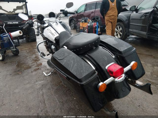 Harley-Davidson Flhr Road King Image 15