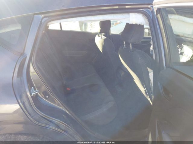 Subaru Impreza Base 5-door Image 7