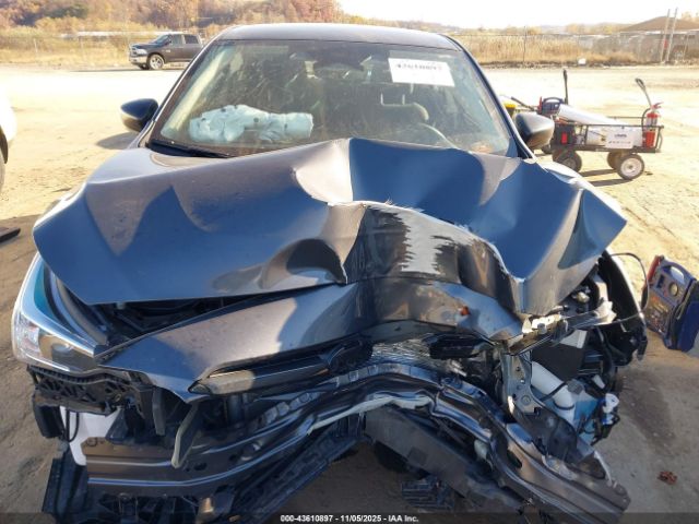 Subaru Impreza Base 5-door Image 5