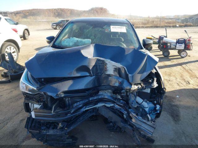 Subaru Impreza Base 5-door Image 10