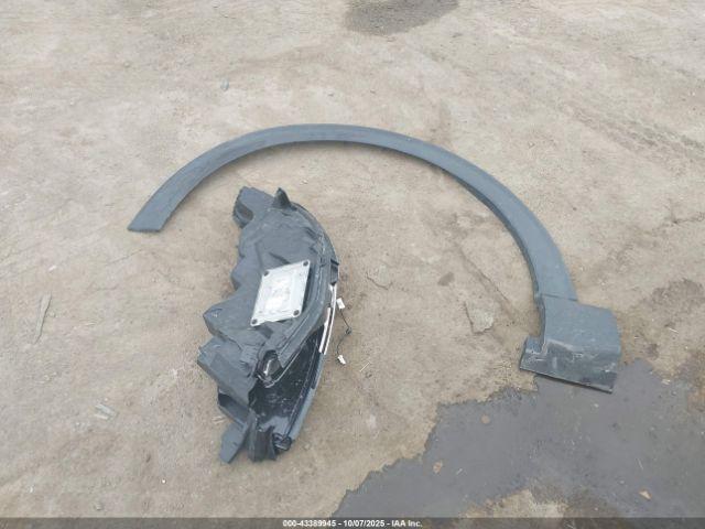 Ford Explorer Xlt Image 9