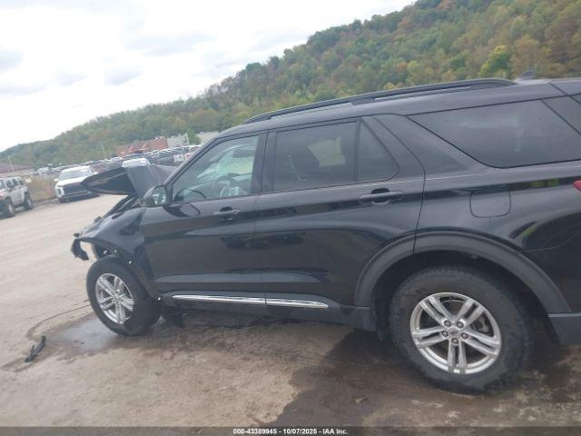 Ford Explorer Xlt Image 17