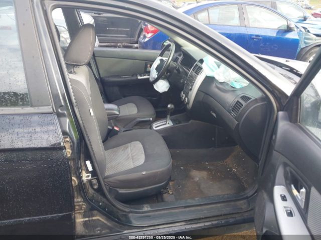 Kia Spectra Sx Image 8