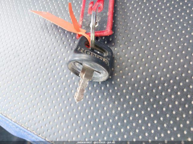 Honda Sxs1000 S2r Image 11