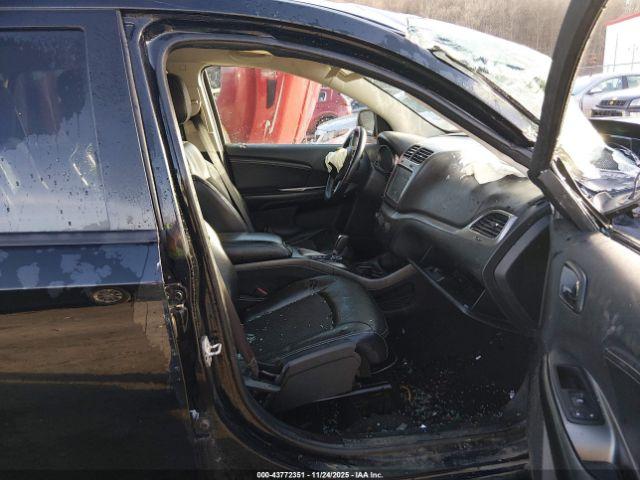 Dodge Journey Crossroad Image 9