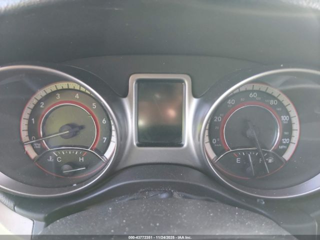 Dodge Journey Crossroad Image 3