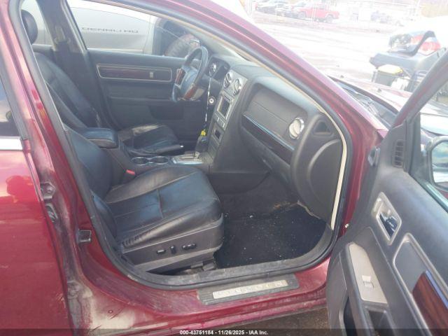 Lincoln MKZ Image 11