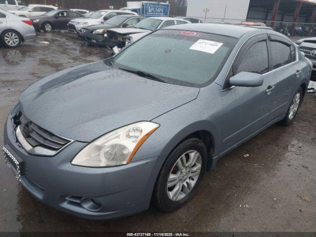 Nissan Altima 2.5 S Image 8