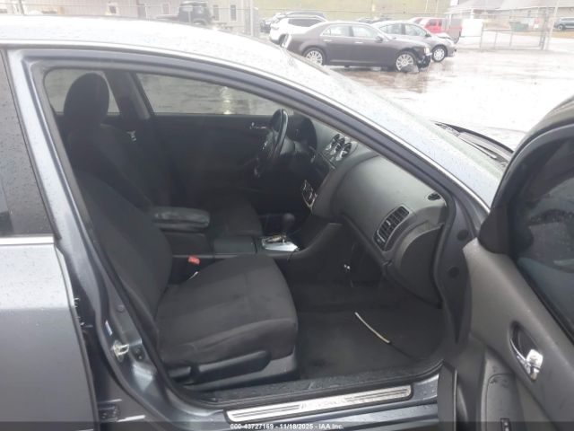 Nissan Altima 2.5 S Image 7