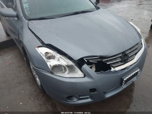 Nissan Altima 2.5 S Image 2