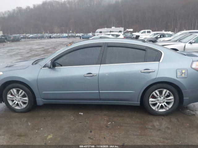 Nissan Altima 2.5 S Image 3