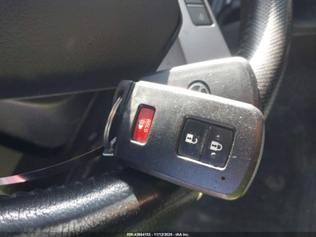 Toyota Tacoma Sr5 V6 Image 13