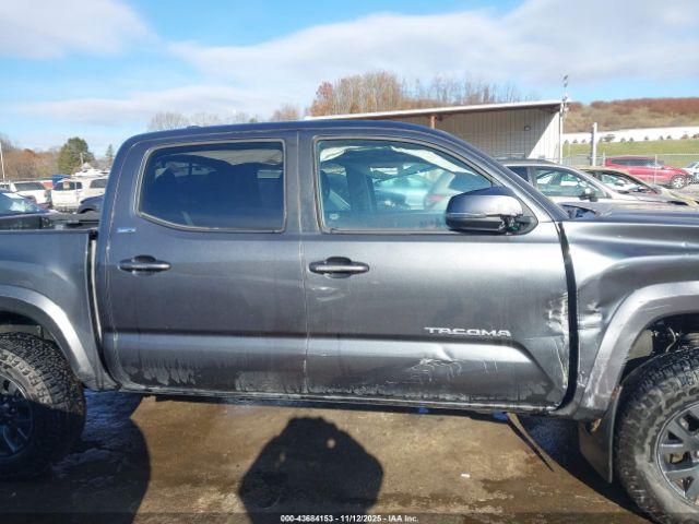 Toyota Tacoma Sr5 V6 Image 16