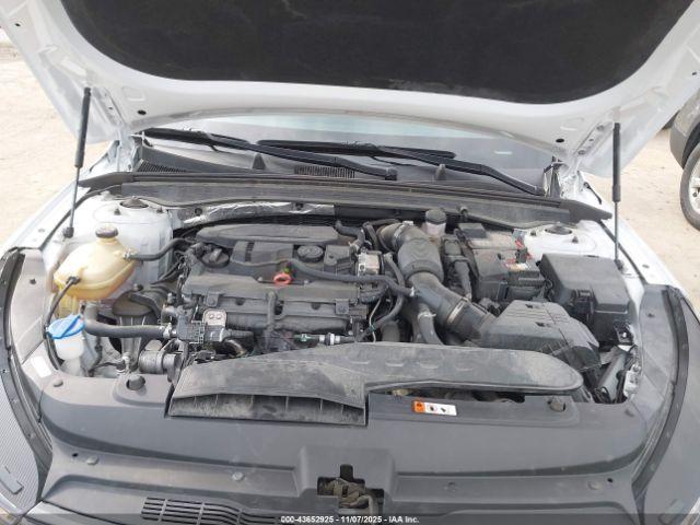 Kia K5 Gt-line Image 14