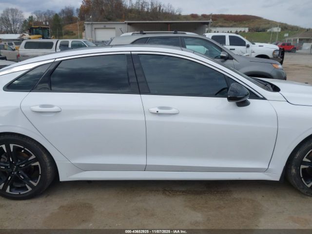 Kia K5 Gt-line Image 2