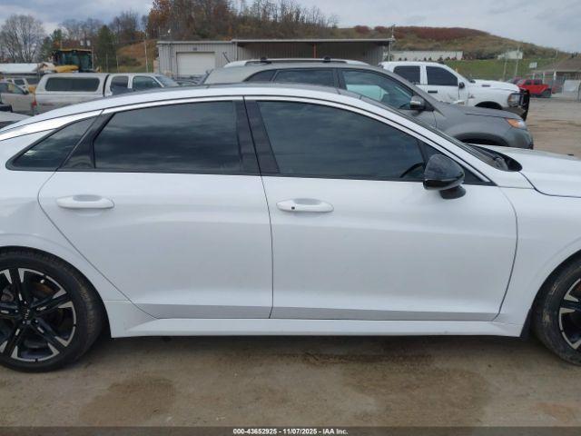 Kia K5 Gt-line Image 2