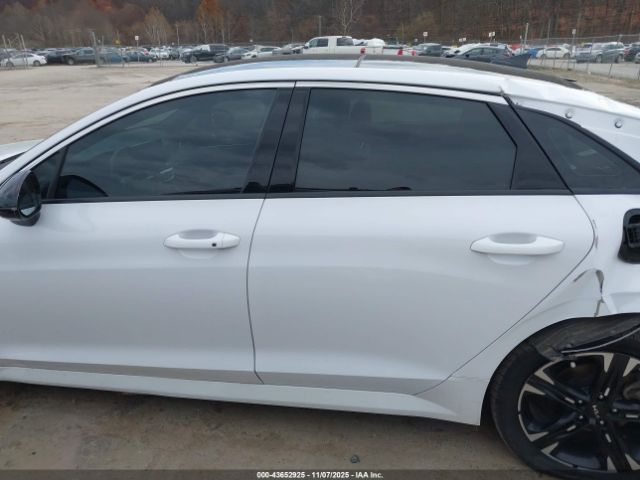 Kia K5 Gt-line Image 8