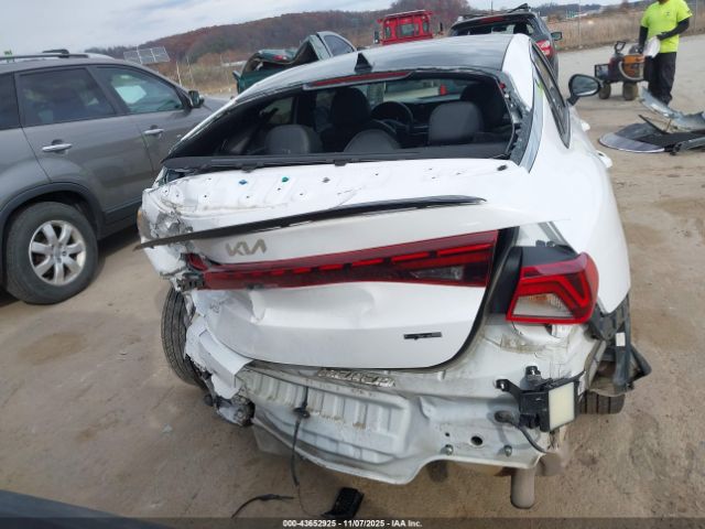 Kia K5 Gt-line Image 7