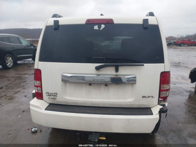 Jeep Liberty Limited Edition Image 17