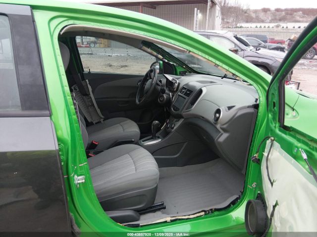 Chevrolet Sonic Lt Auto Image 7