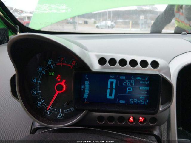 Chevrolet Sonic Lt Auto Image 4