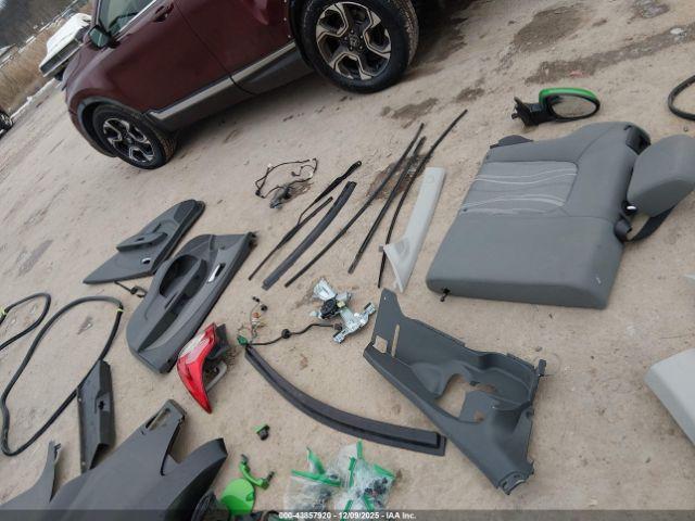 Chevrolet Sonic Lt Auto Image 13