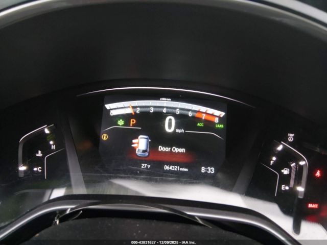 Honda CR-V Touring Image 16