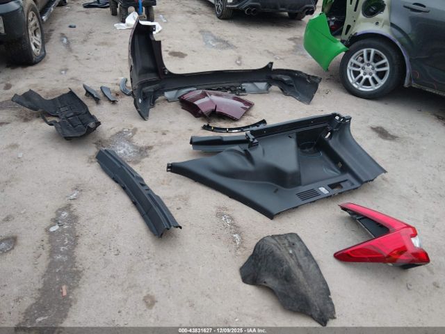 Honda CR-V Touring Image 14