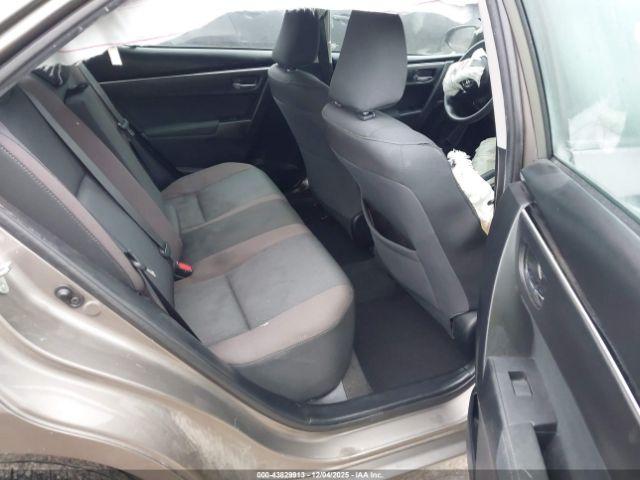 Toyota Corolla Le Image 6