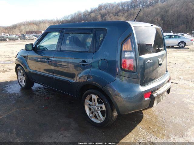 Kia Soul + Image 3