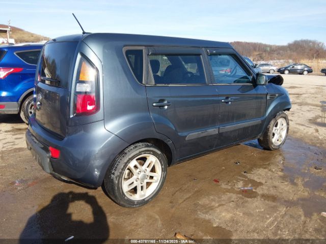 Kia Soul + Image 4