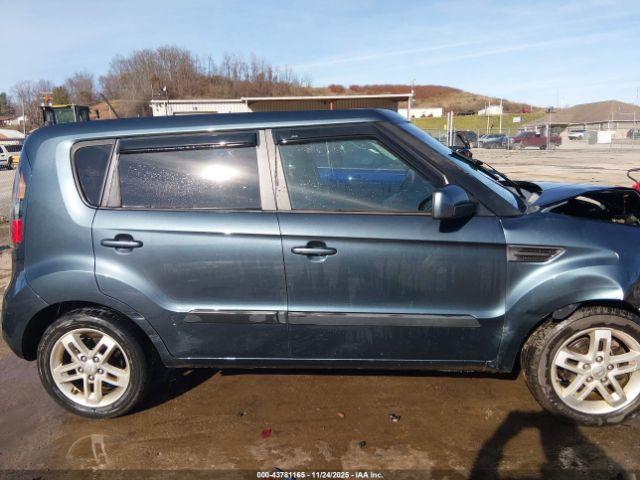 Kia Soul + Image 8