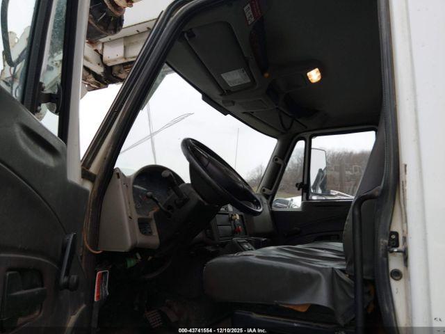 International 4000 4300 Image 14