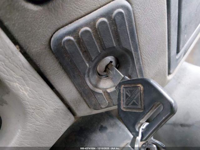 International 4000 4300 Image 7