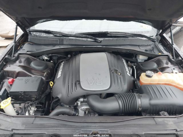 Chrysler 300c Awd Image 7