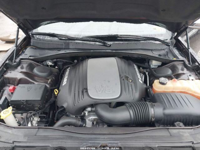 Chrysler 300c Awd Image 7