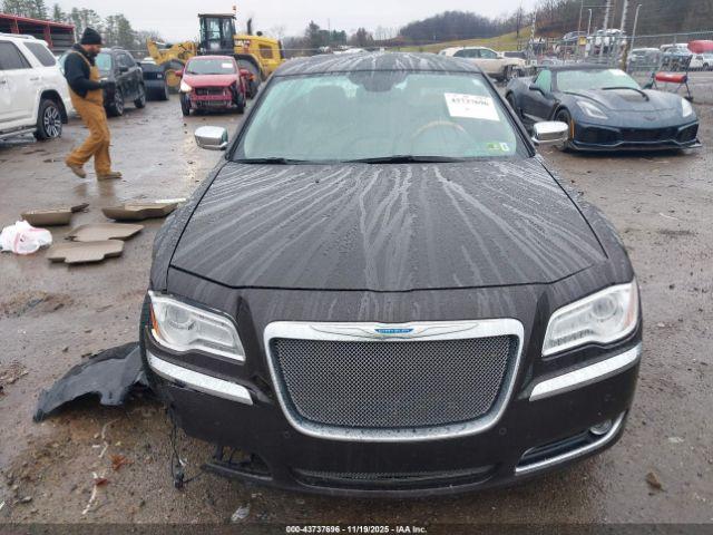 Chrysler 300c Awd Image 15