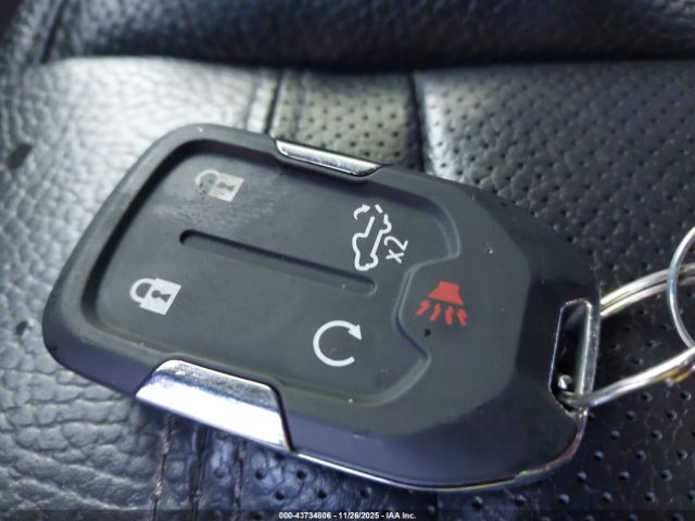 General Motors Sierra 2500HD 4wd  Standard Bed Denali Image 11