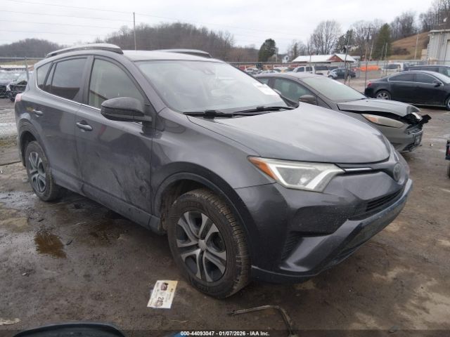 Toyota RAV4 Le Image 1