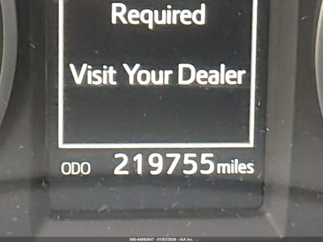 Toyota RAV4 Le Image 3